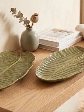 Set of 2 Pottery Barn Olive Green Ceramic Banana Leaf Serving Platter